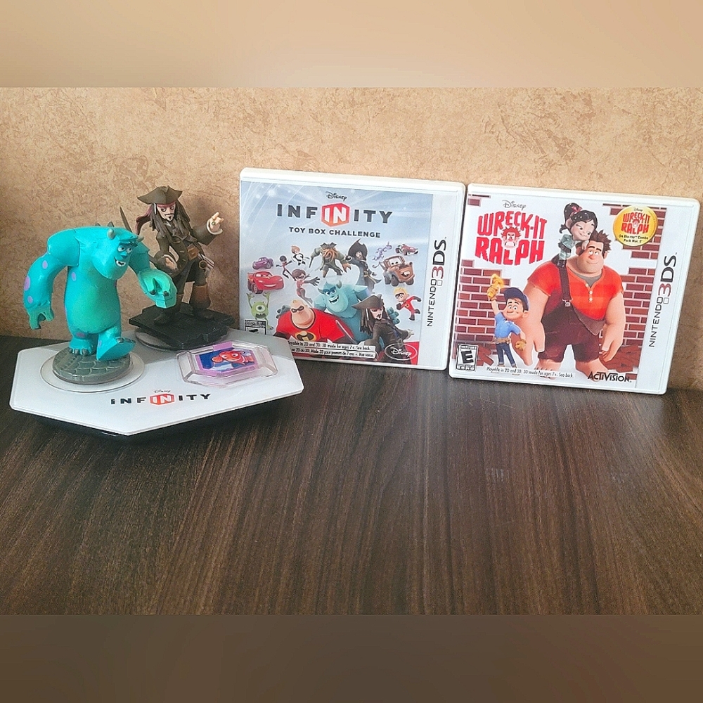 Nintendo 3DS Infinity Toy Box Challenge and Wreck it Ralph for 3DS